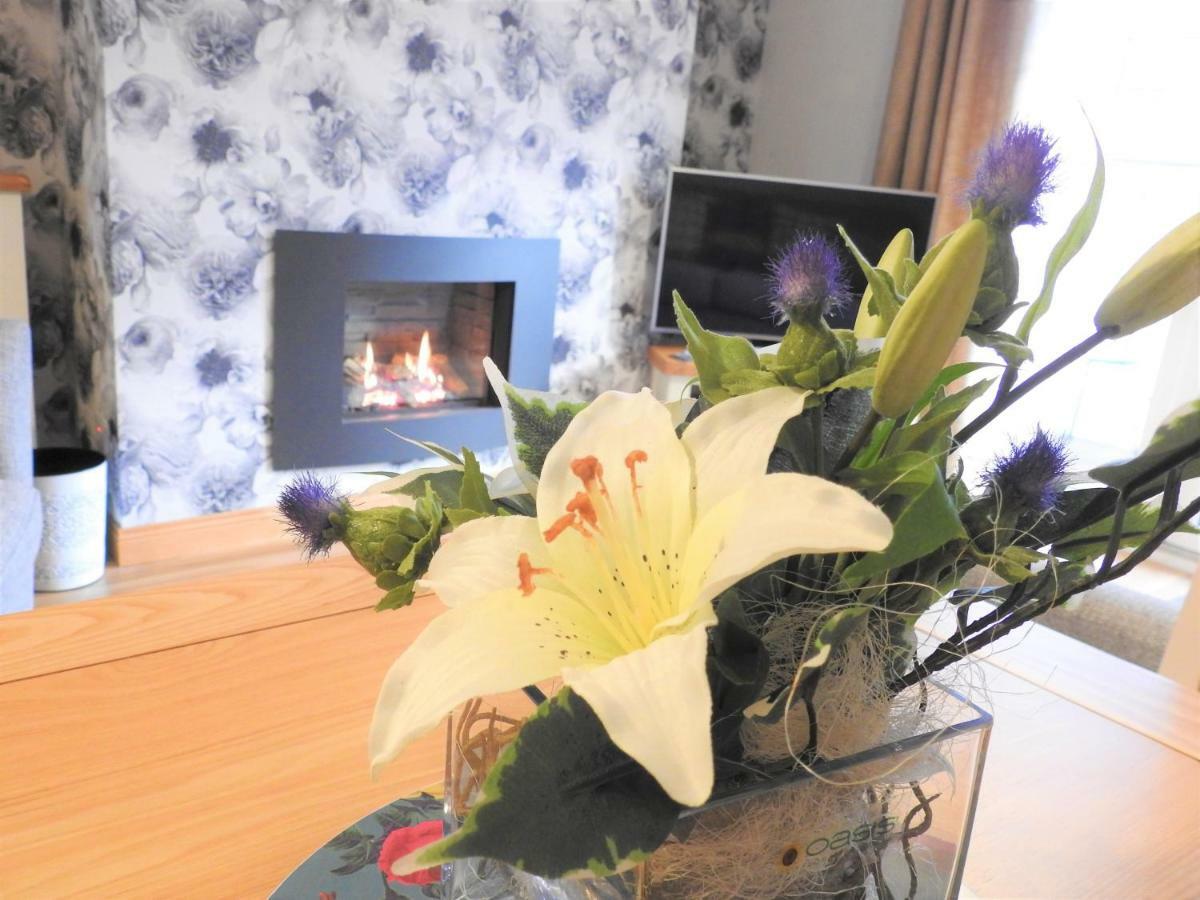 Stornoway Self Catering Apartment Bagian luar foto